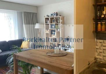 1-Zimmerwohnung nicht weit von der Stadt entfernt? Dann ist diese Wohnung wie für Sie gemacht. Die Wohnung bietet folgendes: - kleine Küche - Badezimmer mit Dus