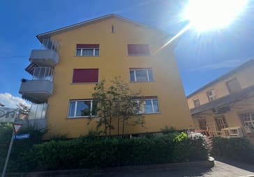 , Restaurants sowie die öffentlichen Verkehrsmittel befinden sich in unmittelbarer Nähe und sind bequem zu Fuss erreichbar. Das Studio bietet Ihnen folgende Vor